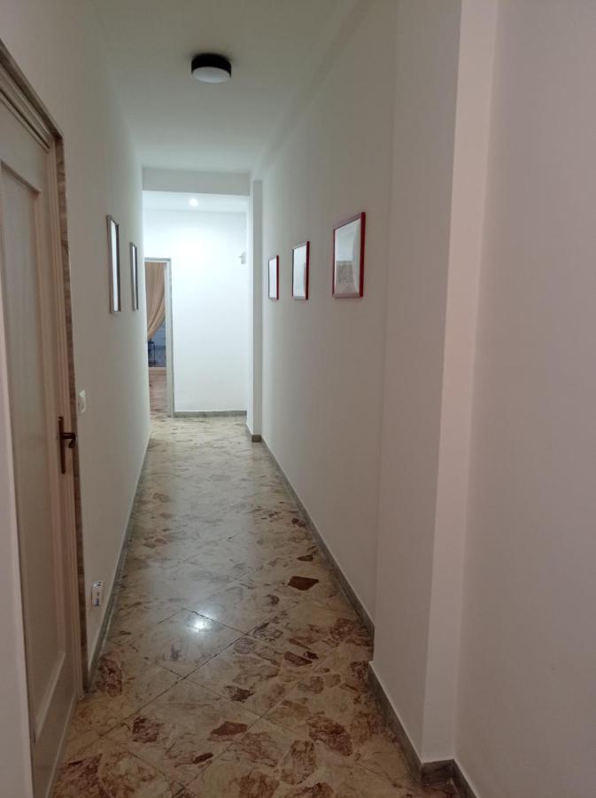 ホテル Casara バーリ エクステリア 写真
