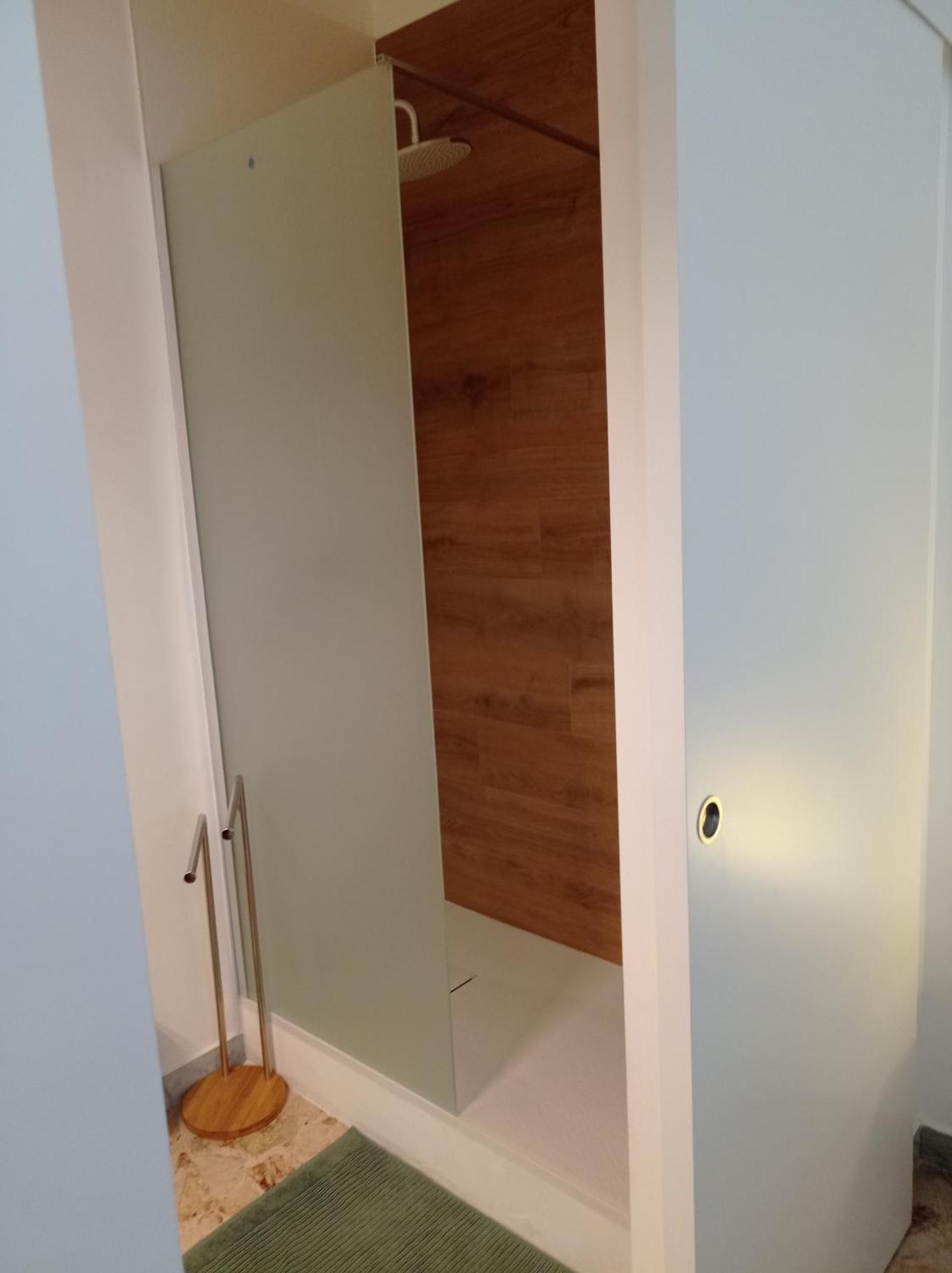 ホテル Casara バーリ 部屋 写真